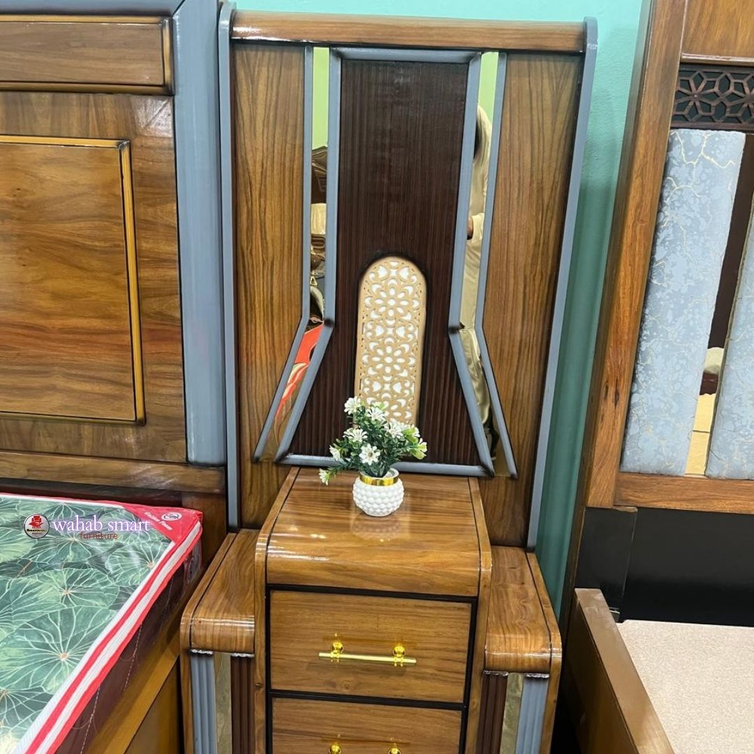 palace bedroom set || bed and dressing without mattress