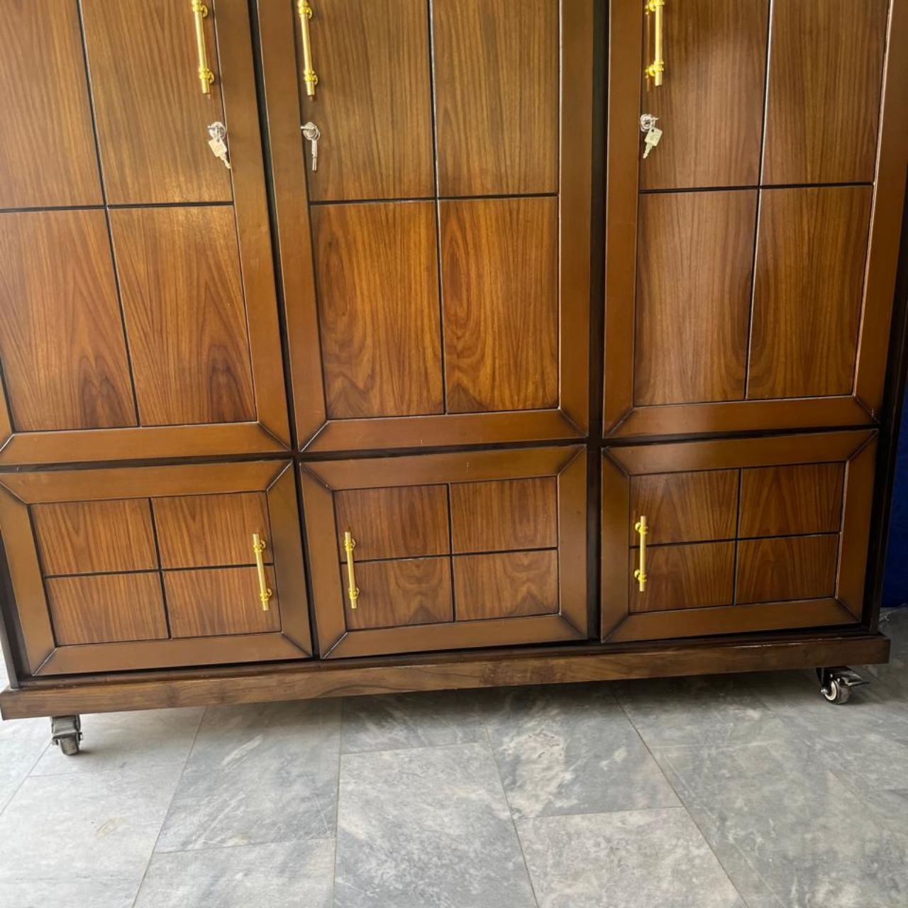Opal line wardrobe || three doors
